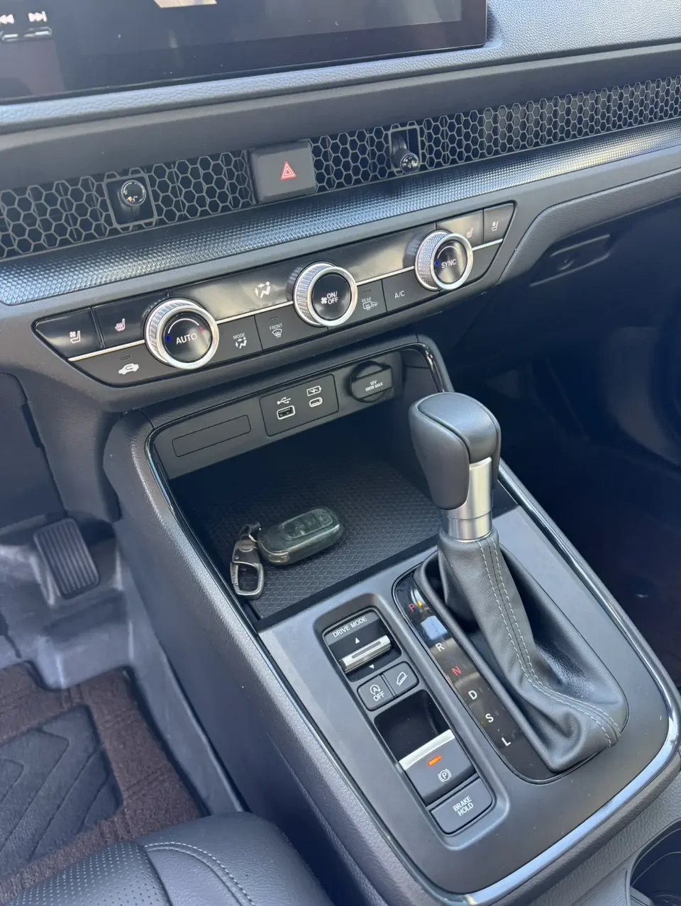 Honda Breeze 240TURBO CVT two-wheel drive premium version 2023 — миниатюра 3
