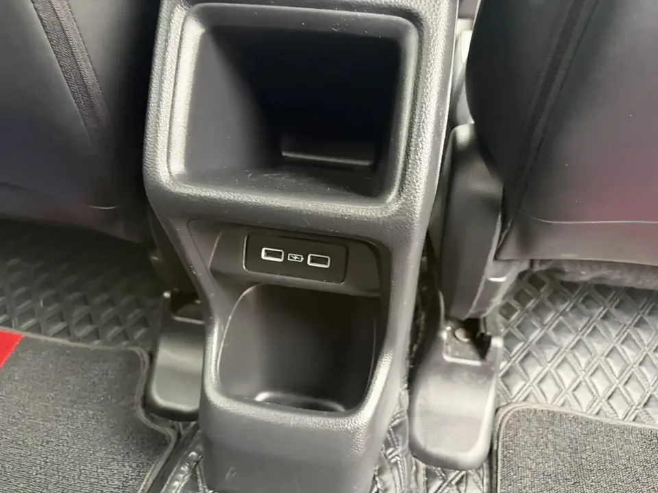 Honda WR-V Honda XR-V 2023 1.5L CVT Hot Edition 2023 — миниатюра 3