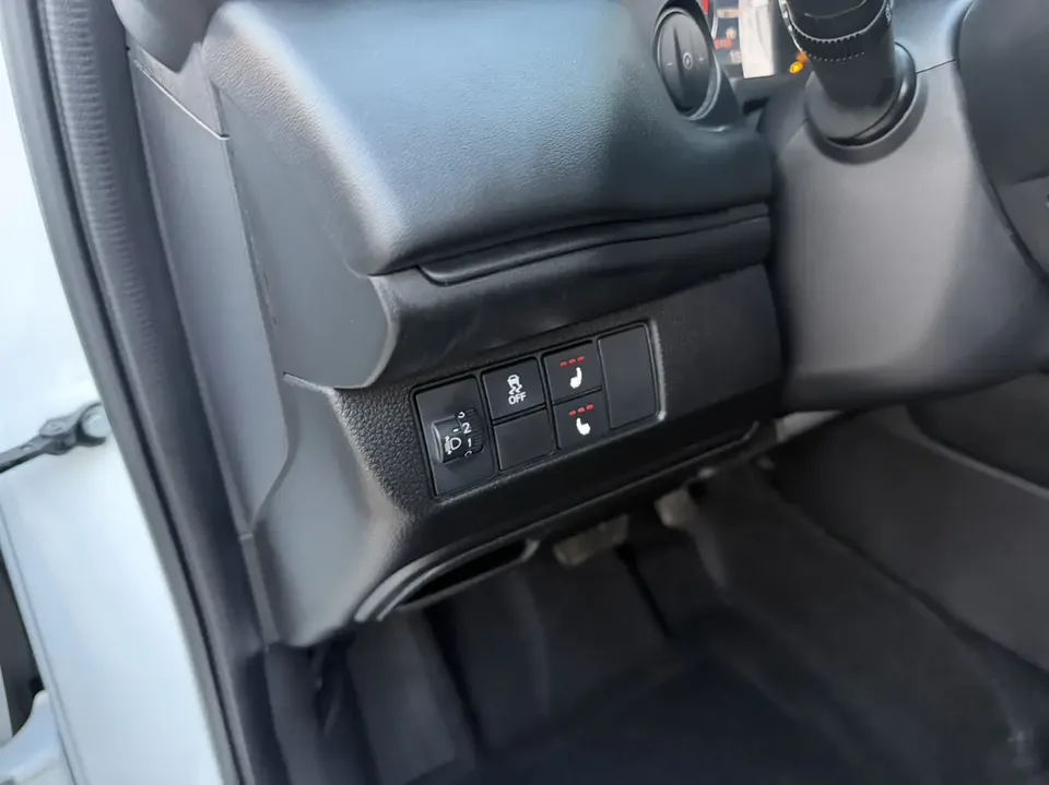 Honda WR-V HondaXR-V 1.5L CVT Hot Edition 2023 — thumbnail 5
