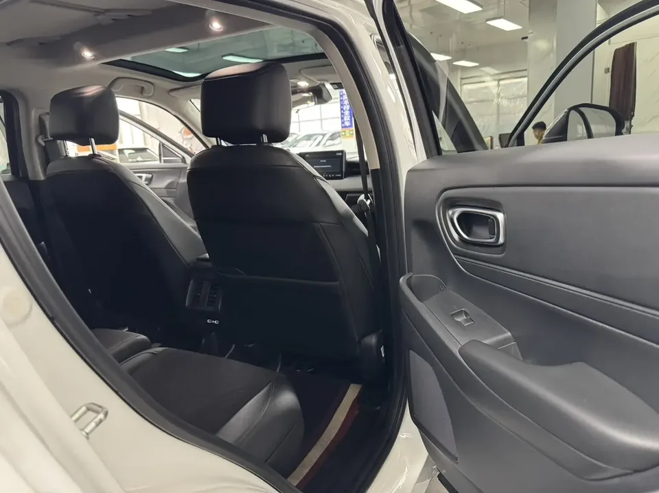 Honda VEZEL 1.5L CVT technology version 2023 — миниатюра 4