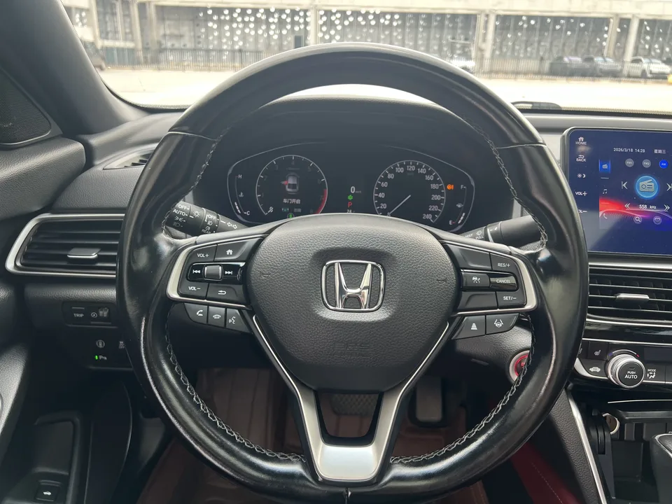 Honda Inspire 2022 Insignia 260TURBO Fine Edition 2022 — миниатюра 4