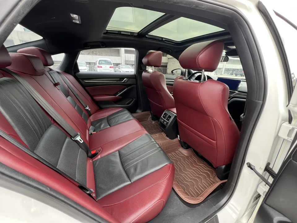 Honda Inspire 2022 Insignia 260TURBO Fine Edition 2022 — миниатюра 5