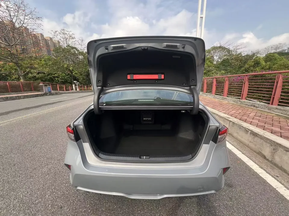 Honda Inspire 260TURBO Exquisite Edition 2023 — миниатюра 3