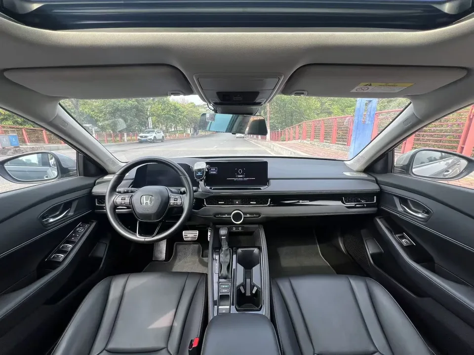 Honda Inspire 260TURBO Exquisite Edition 2023 — миниатюра 5