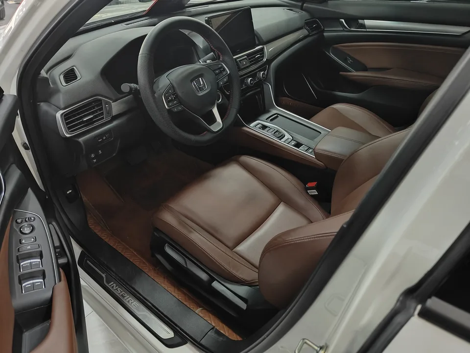 Honda Inspire 2022 Insignia Hybrid 2.0L Net Smart Edition 2022 — миниатюра 4