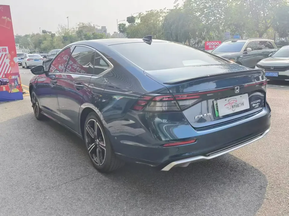 Honda Accord PHEV e:PHEV flagship version 2023 — миниатюра 2