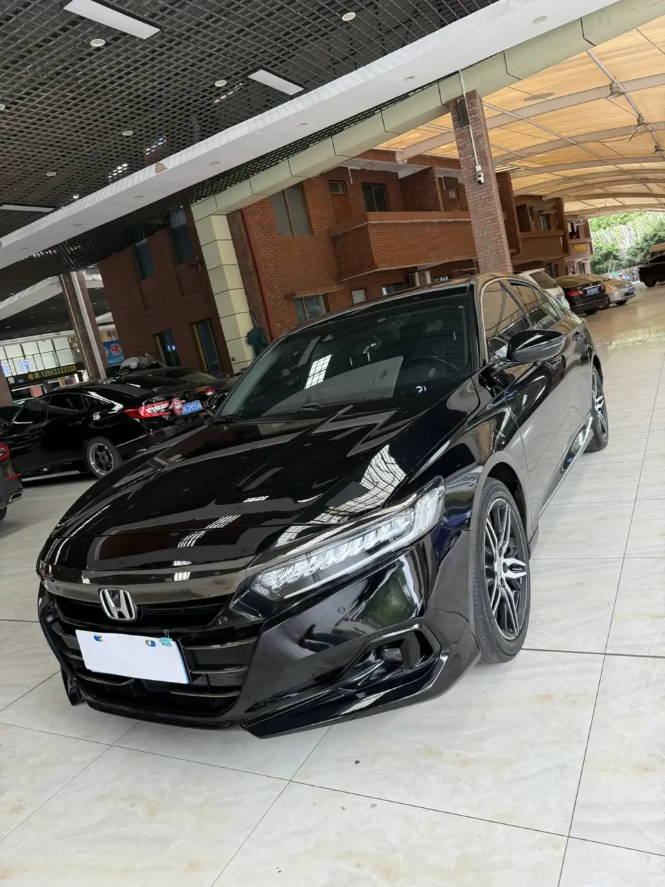 Honda Accord 2022 Accord 260TURBO Fantasy Night Premium Edition 2022 — миниатюра 4