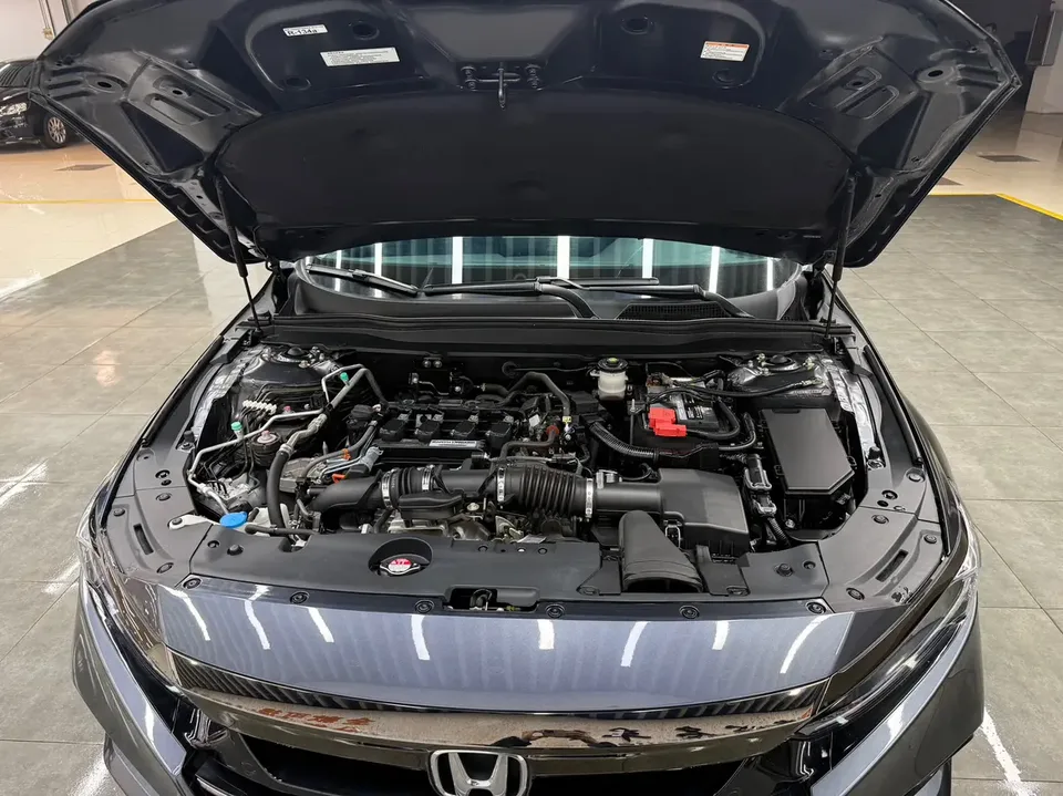 Honda Accord 2022 Accord 260TURBO Fantasy Night Premium Edition 2022 — миниатюра 2