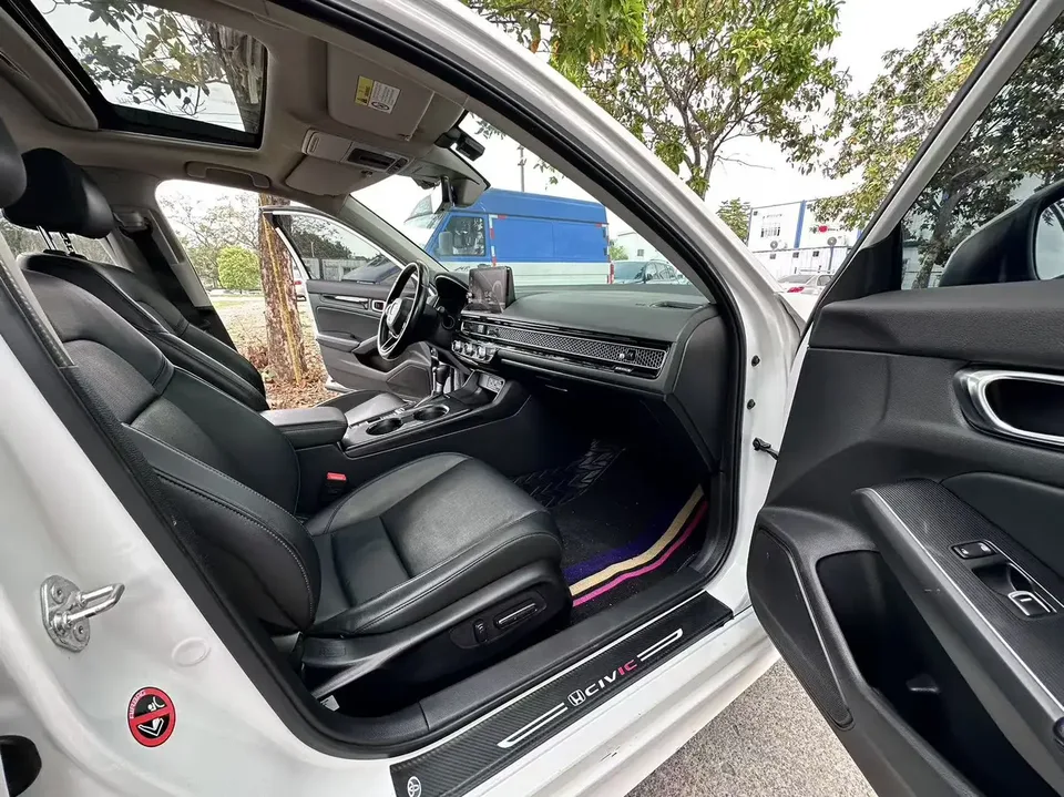Honda Integra 240TURBO CVT Deluxe Edition 2023 — миниатюра 3