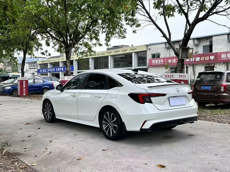 Honda Integra 240TURBO CVT Deluxe Edition 2023 — миниатюра 4