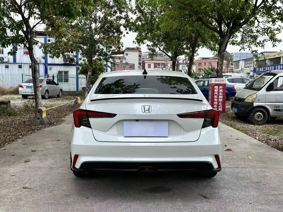 Honda Integra 240TURBO CVT Deluxe Edition 2023 — миниатюра 5