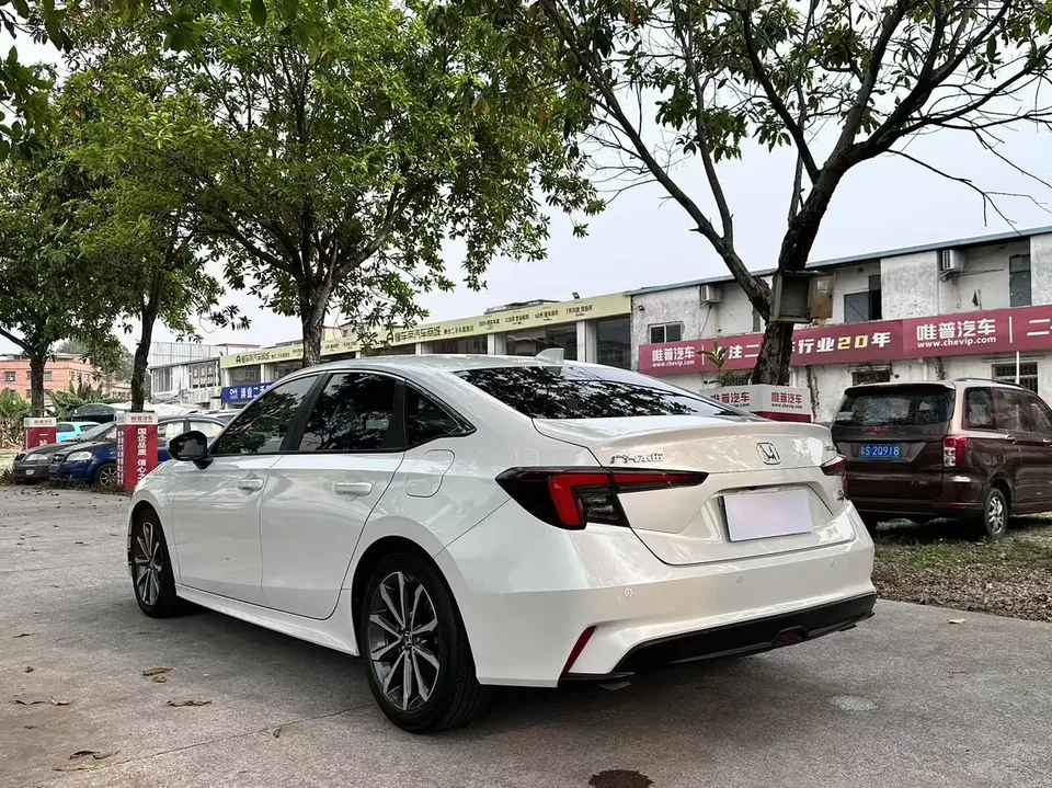 Honda Integra 240TURBO CVT Deluxe Edition 2022 — миниатюра 4