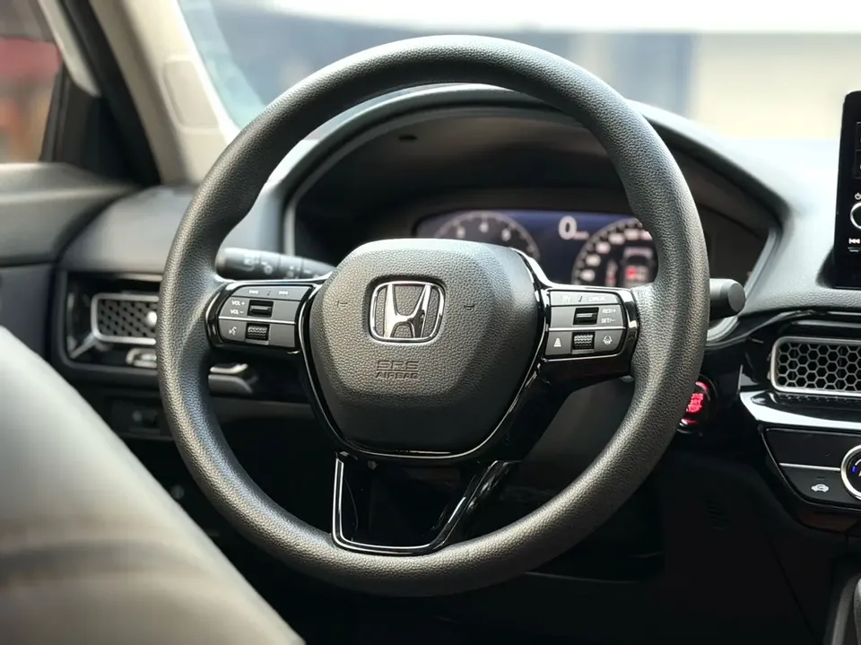 Honda Integra 240TURBO CVT Leading Edition 2023 — миниатюра 3