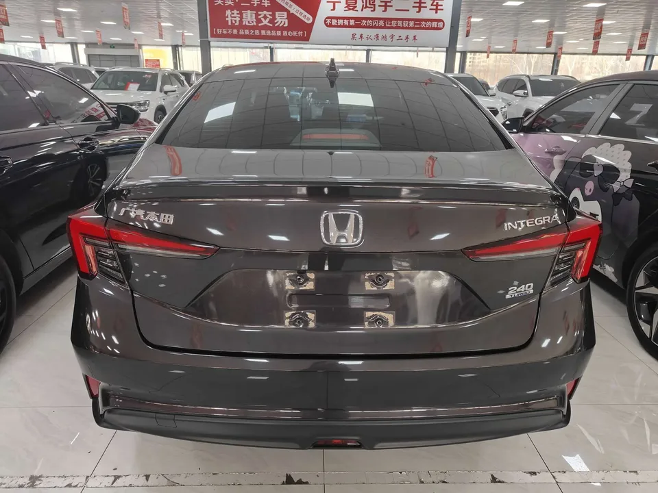 Honda Integra 240TURBO CVT Leading Edition 2024 — миниатюра 5