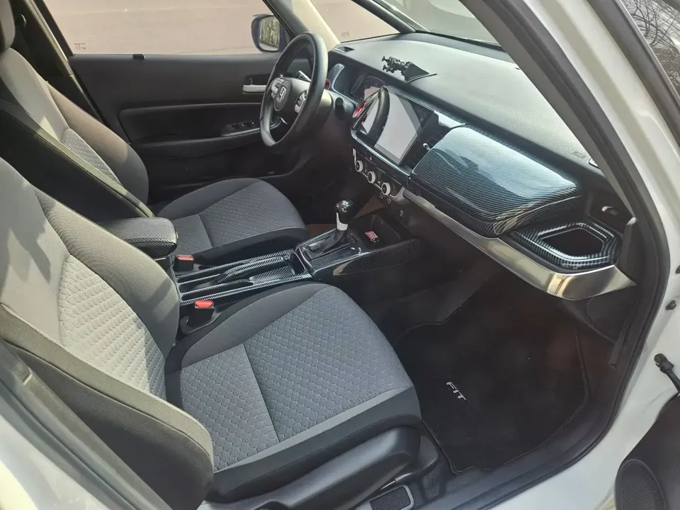 Honda FIT 1.5L CVT Trendy Sunroof Edition 2023 — миниатюра 2