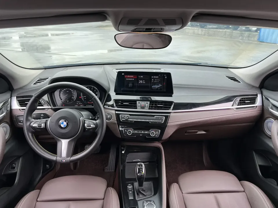 BMW X2 BMW X2 2023 sDrive25i M Sport Night Edition 2024 — миниатюра 3