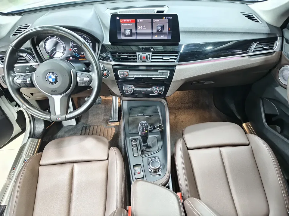 BMW X1 X1 2022 BMW X1 2022 sDrive25Li Leading Edition 2022 — thumbnail 2