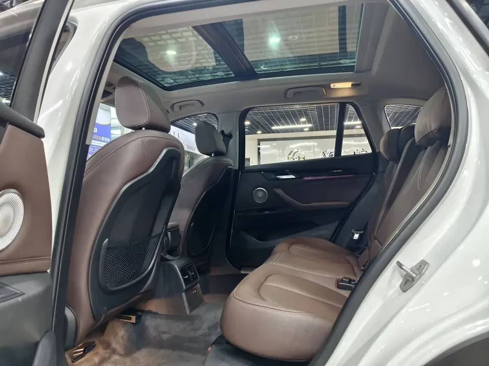BMW X1 X1 2022 BMW X1 2022 sDrive25Li Leading Edition 2022 — thumbnail 3