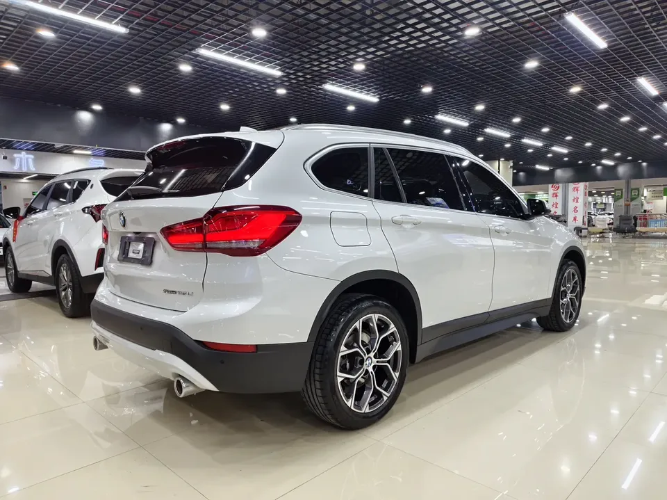 BMW X1 X1 2022 BMW X1 2022 sDrive25Li Leading Edition 2022 — thumbnail 4