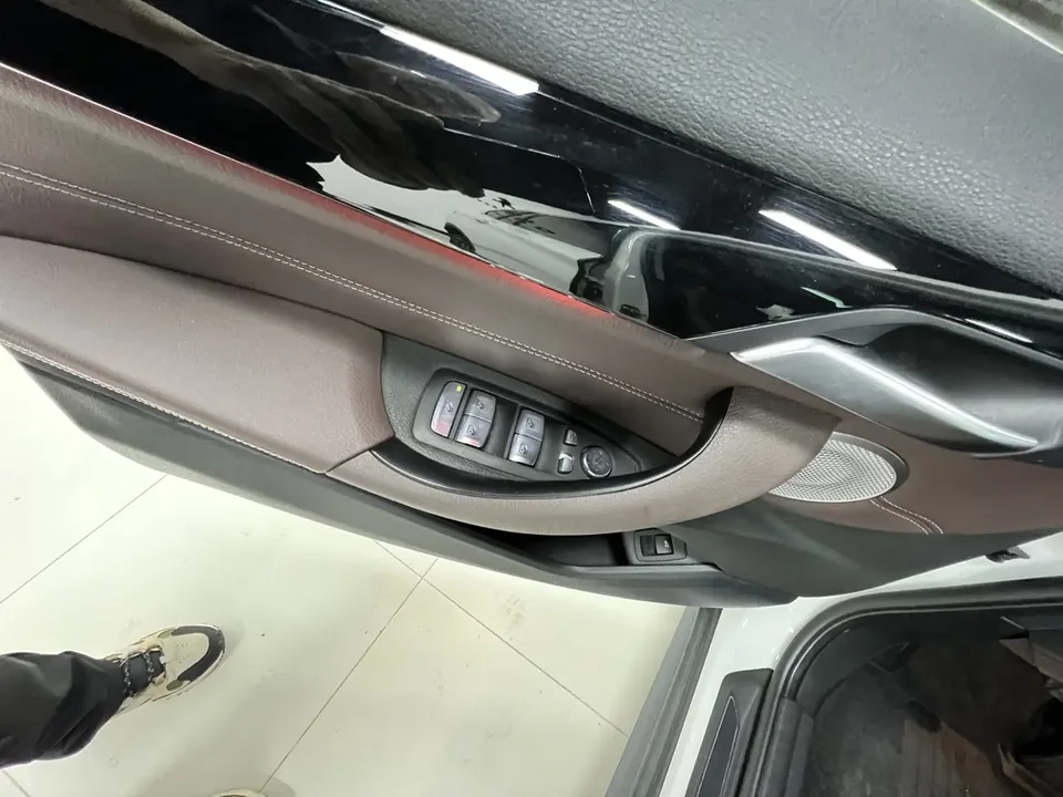 BMW X1 facelift sDrive20Li Fashion model 2022 — миниатюра 3