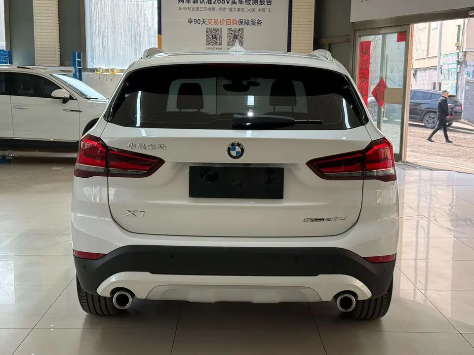 BMW X1 BMW X1 2022 sDrive20Li Fashion Edition 2022 — миниатюра 2