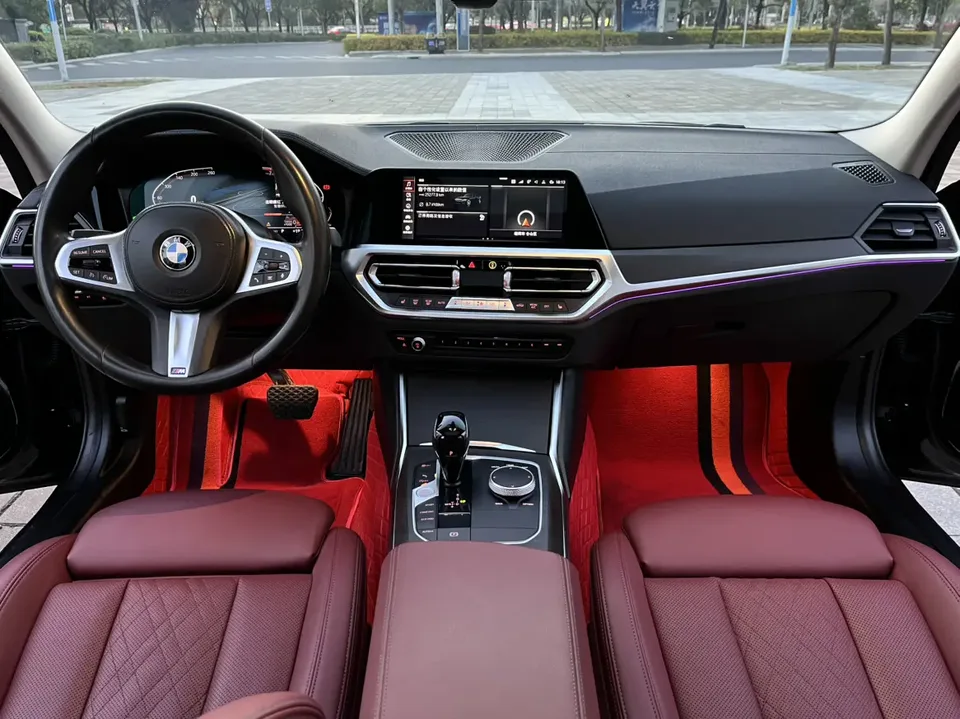 BMW 3 Series second facelift 325i M sports package 2022 — миниатюра 3