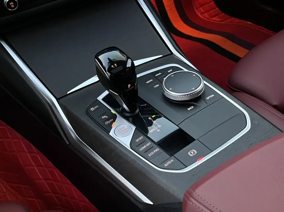 BMW 3 Series second facelift 325i M sports package 2022 — миниатюра 4