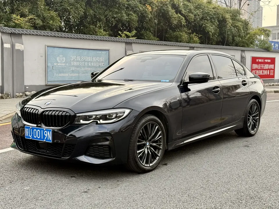 BMW 3 Series BMW 3 Series 2022 325Li M Sport Night Edition 2022 — фото 1, купить с доставкой в Москву