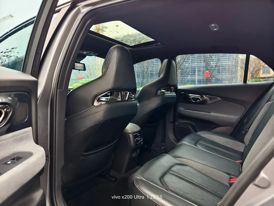 GAC Trumpchi Shadow Leopard 400T Automatic R Pro Edition 2023 — миниатюра 3