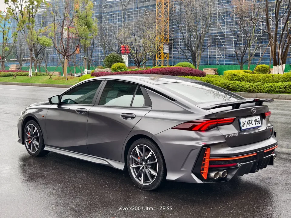 GAC Trumpchi Shadow Leopard 400T Automatic R Pro Edition 2023 — миниатюра 4