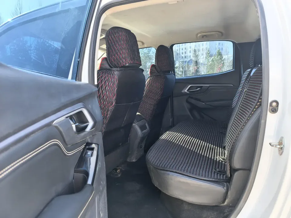 Isuzu Suzutaku 2.5T four-wheel drive automatic flagship version JE4D25Q6BM 2024 — миниатюра 3