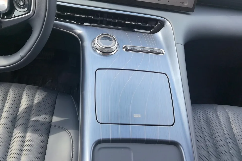 Geely Galaxy E5 Galaxy E5 2026 530km Launch Edition 2025 — миниатюра 4