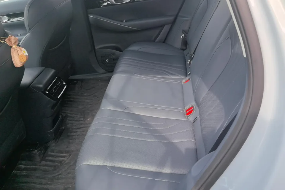 Geely Galaxy E5 Galaxy E5 2026 530km Launch Edition 2025 — миниатюра 5