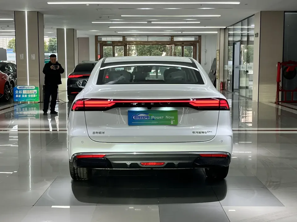 Geely Galaxy Star 6 Galaxy Star 6 2026 60km/h Explorer Edition 2026 — миниатюра 5