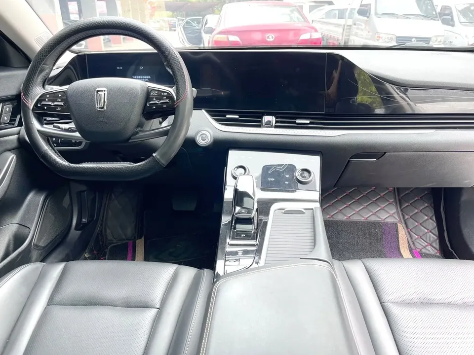 FAW Bestune B70 Besturn B70 2023 Bestune B70 2023 third generation 1.5T automatic enjoyment model 2023 — thumbnail 5
