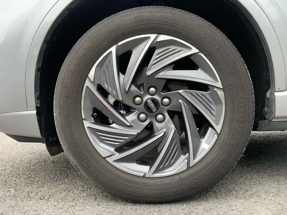 Lincoln Adventurer 1.5T 2WD Premium Hybrid Edition 2024 — thumbnail 3