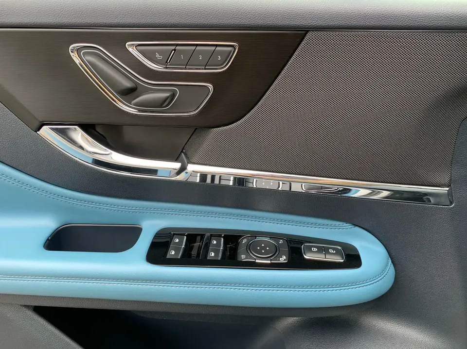 Lincoln Adventurer 1.5T 2WD Premium Hybrid Edition 2024 — thumbnail 4