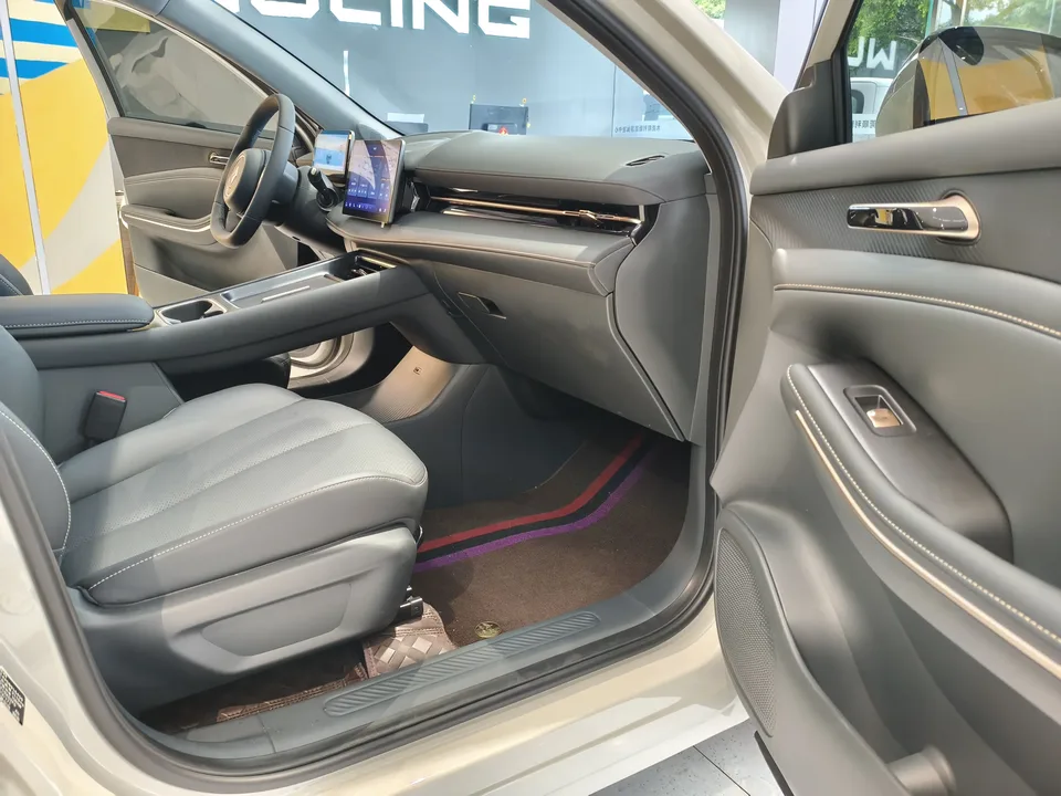 Baojun Yunhai EV Baojun Yunhai EV 2026 500km Pure Electric Standard Edition 2026 — миниатюра 3