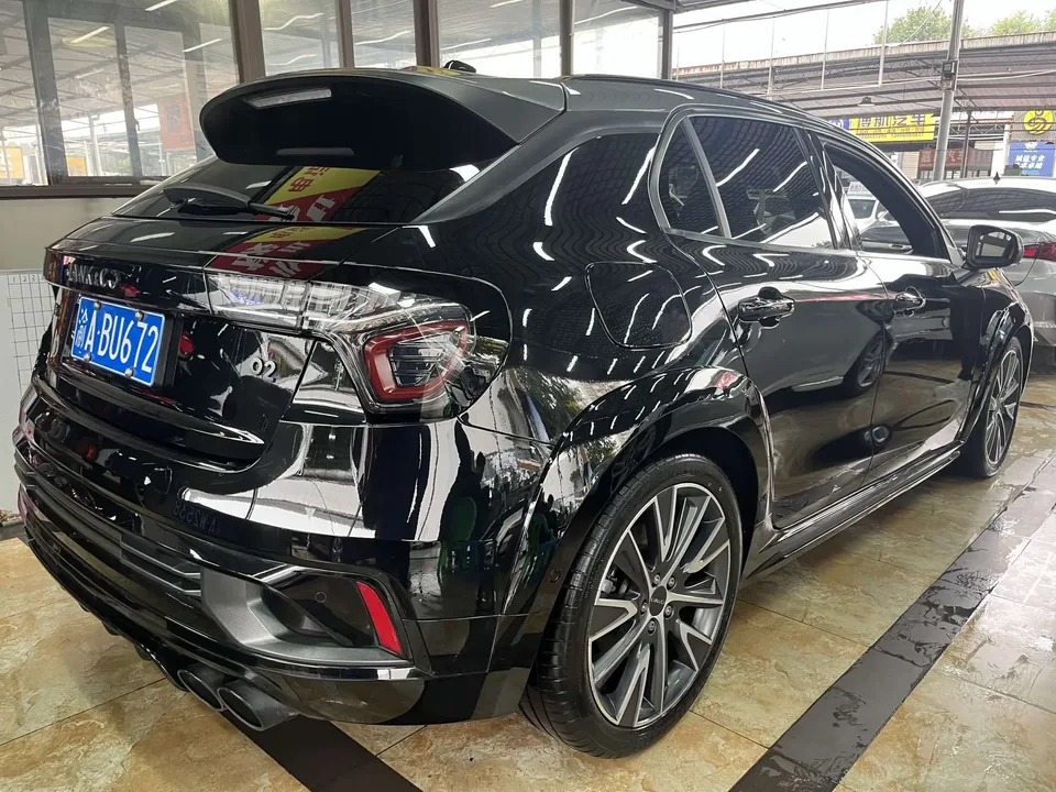 Lynk & Co 02 Hatchback 2.0TD Hatchback Halo (with driving control kit) 2023 — миниатюра 2