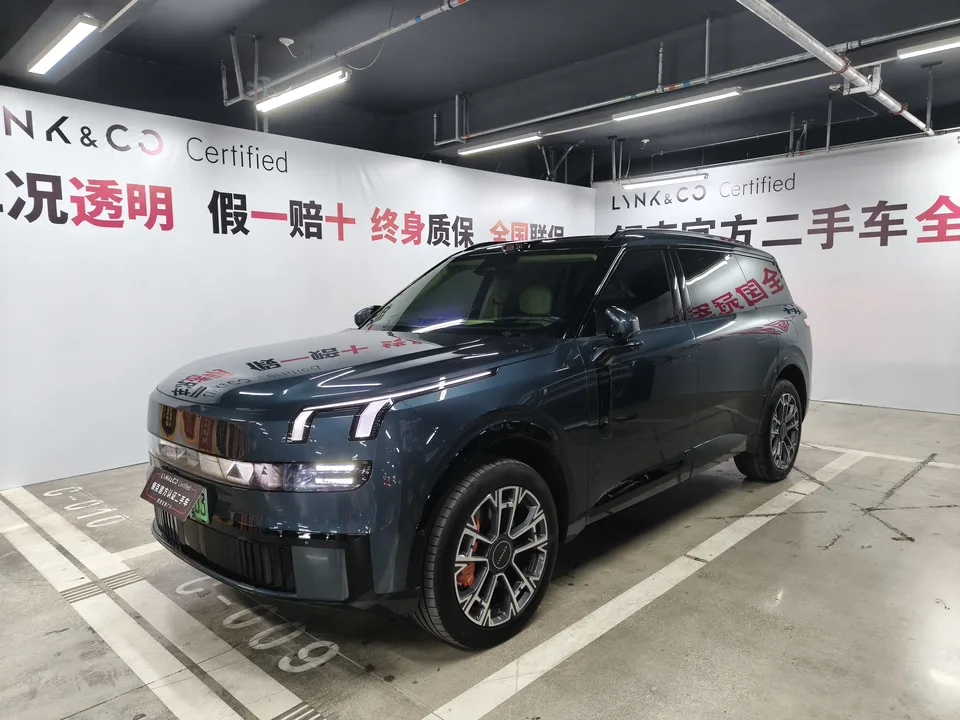 Lynk & Co 900 900 2025 2.0T Ultra 2025 — photo 1, buy with delivery to Moscow