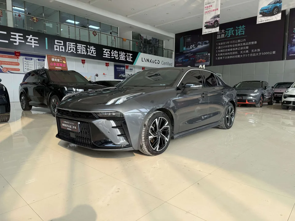 Lynk & Co 03 2023