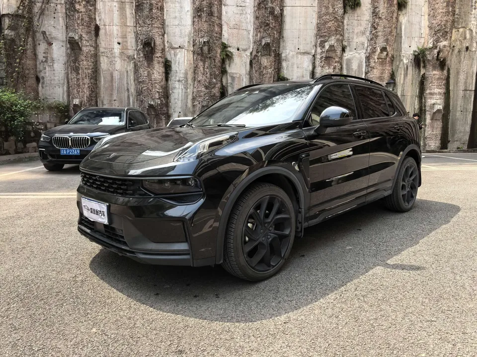 Lynk & Co 01 2022