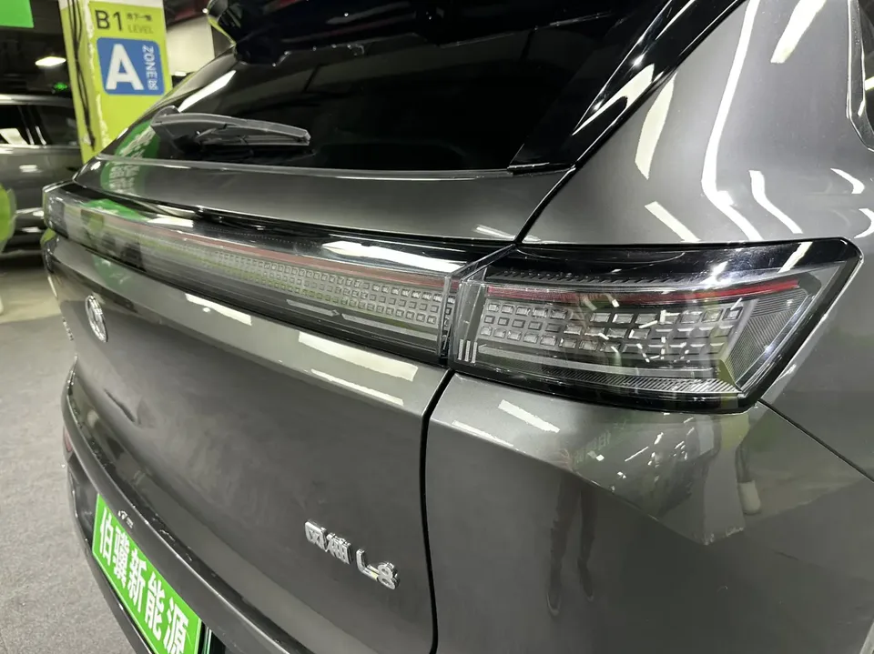 Dongfeng Fengshen L8 PHEV 185KM Dream Edition 2025 — миниатюра 5