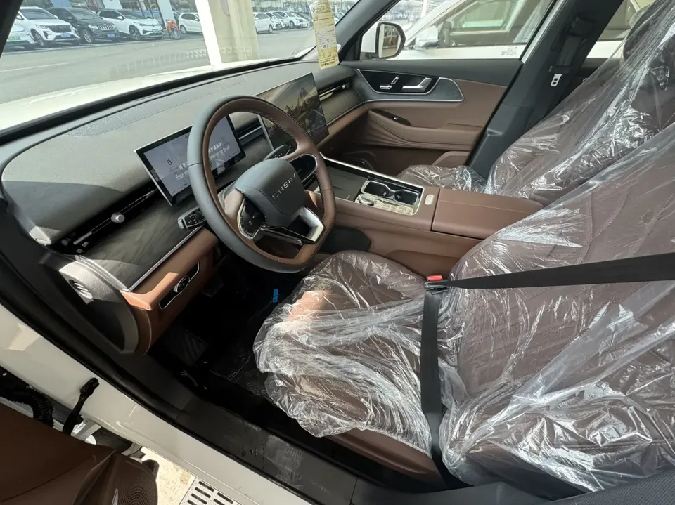 Chery Tiggo 9 Chery Tiggo 9 2026 9X 2.0T AT Front-Wheel Drive Luxury Edition 2026 — миниатюра 5