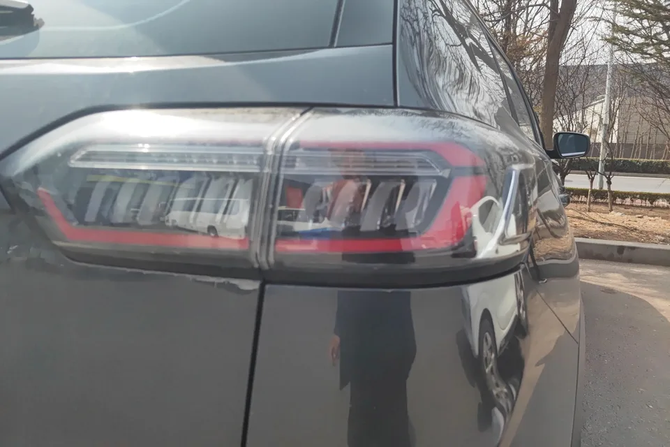 Chery Tiggo 8 PLUS 290TGDI DCT luxury edition 2023 — миниатюра 2