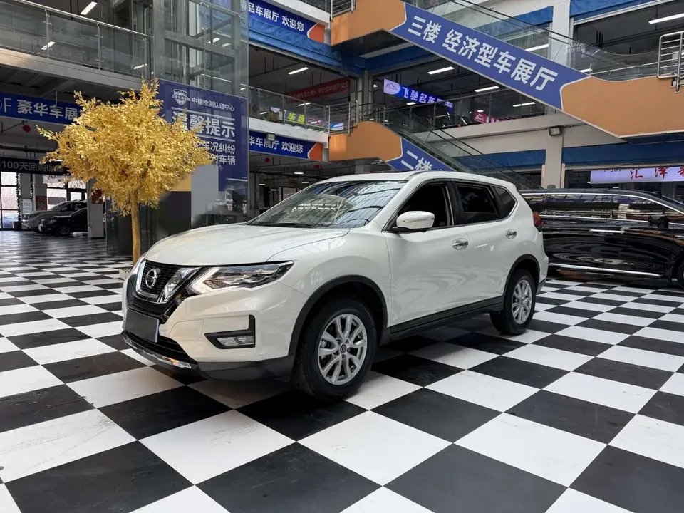 Nissan X-Trail Qijun 2022 X-Trail 2022 2.0L 2WD Intelligent Link Premium Edition 2022 — photo 1, buy with delivery to Moscow