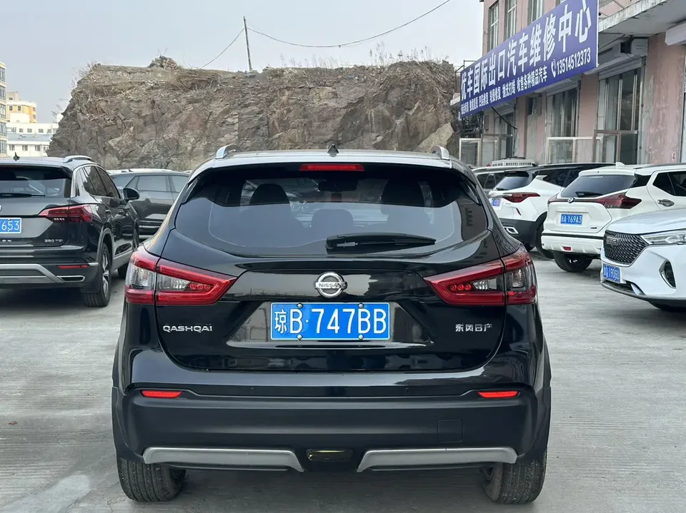 Nissan Qashqai Qashqai 2022 Qashqai 2022 2.0L XV Prem. Deluxe Edition 2022 — thumbnail 2