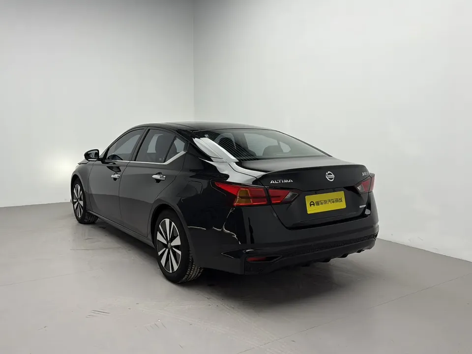 Nissan Altima Sound of nature 2021 2.0L XL Comfort Edition 2022 — thumbnail 2