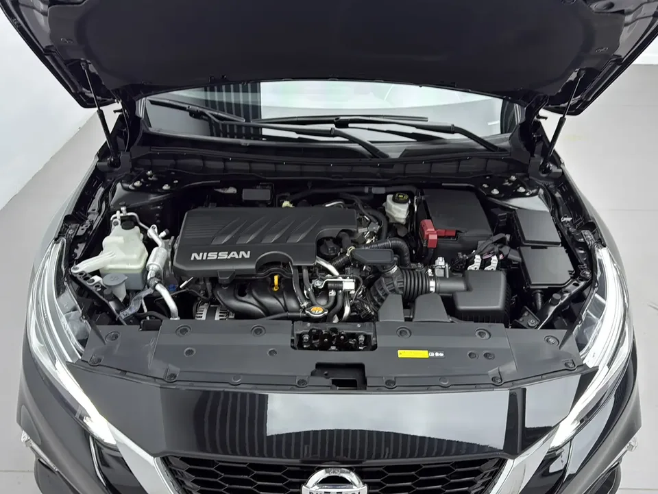Nissan Altima Sound of nature 2021 2.0L XL Comfort Edition 2022 — thumbnail 3