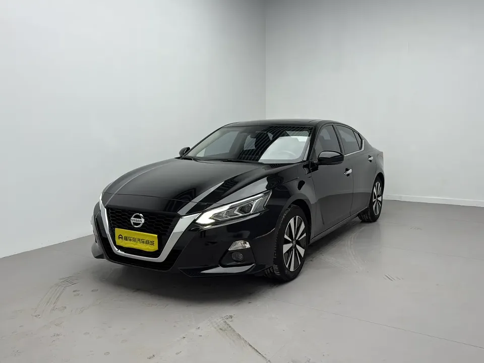 Nissan Altima Sound of nature 2021 2.0L XL Comfort Edition 2022 — photo 1, buy with delivery to Moscow